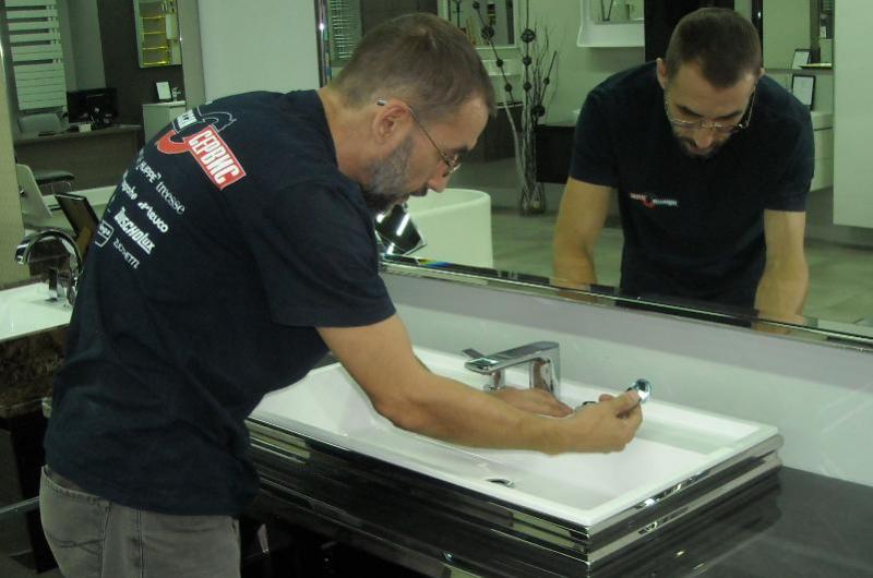 Замена или обслуживание кран-буксы смесителя