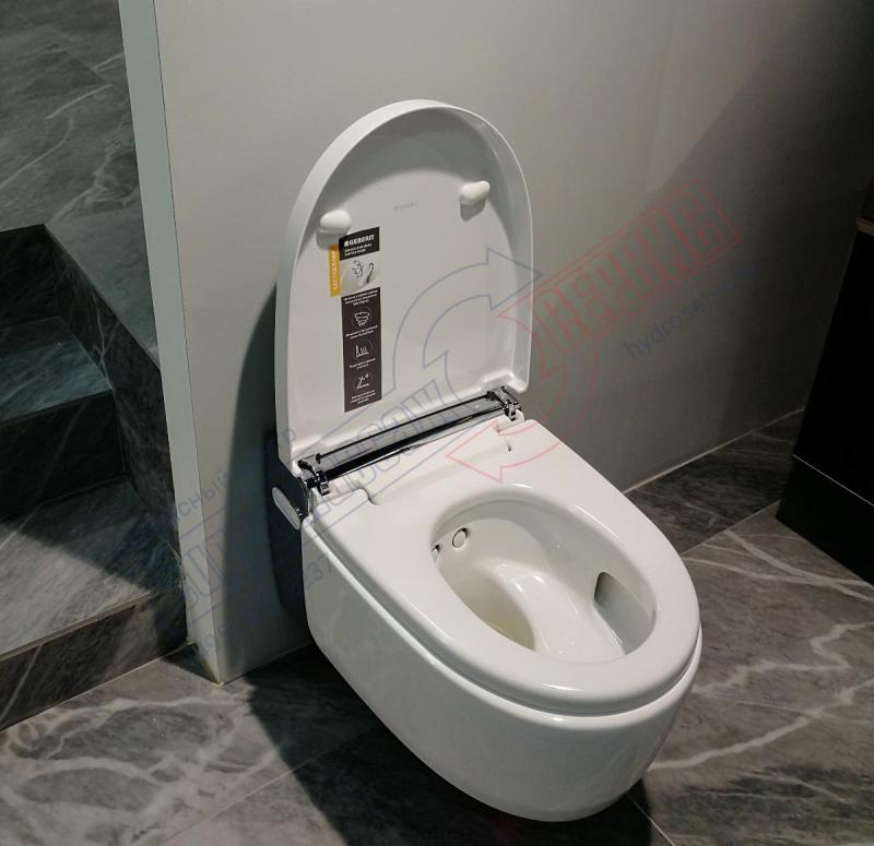 Установка электронного унитаза-биде Geberit AquaClean Mera Classic