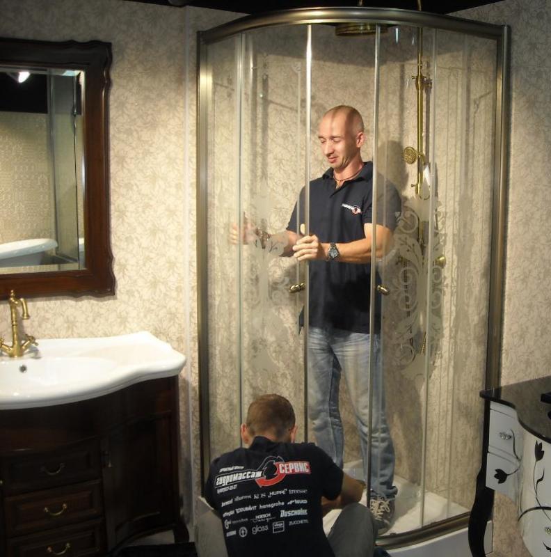Монтаж душевой кабины без турецкой бани