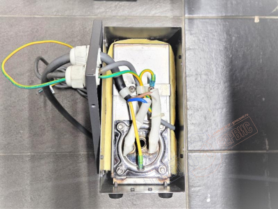 Парогенератор 3,0 kW душевой кабины с турецкой баней HUBER HX813-4 \ Aqualux (уценка)