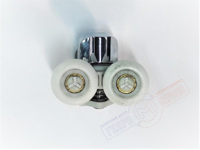 Ролик двери HUPPE X1 душевой кабины