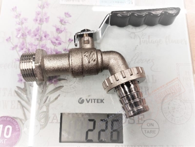 Кран 3\4" шаровый с изливом - штуцером 18мм для полива, GH