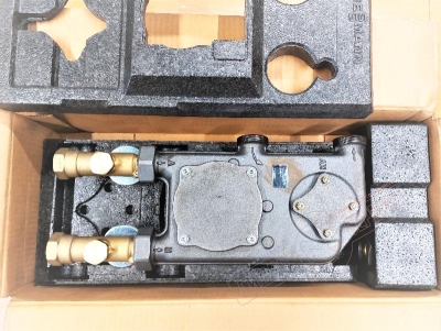 Насосная группа 7516996 (7516400+7516445) Viessmann Divicon 1" со смесителем  Насосная группа 7516996 (7516400+7516445) Viessmann Divicon 1" со смесителем