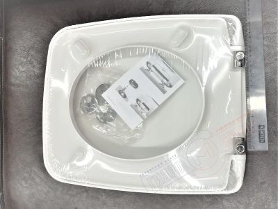 CANTICA Сидение для унитаза Ideal Standard с функцией плавного опускания