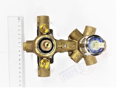 Встроенный Термостатичечкий смеситель BOSSINI душевой кабины Встроенный Термостатичечкий смеситель BOSSINI душевой кабины