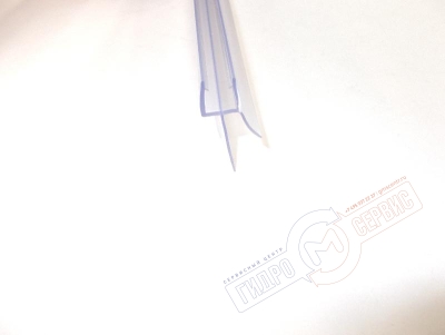 Нижний 8мм 2-х лепестковый уплотнитель двери MEDEA