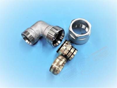 Уголок для металлопластиковых труб CM5 HР 32Х3 -1-ЕК PRANDELLI 103.05.13.2