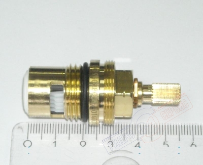 Кран-букса 1/2 - 90гр холодной воды смесителя Хансгрое  Кран-букса 1/2 - 90гр холодной воды смесителя Хансгрое