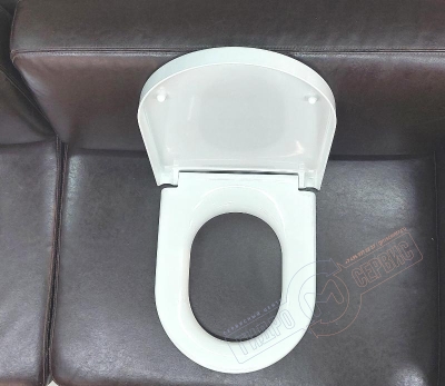 Artic, 5G84 Hygienic Flush Сидение с крышкой унитаза с микролифтом плавного опускания GUSTAVSBERG