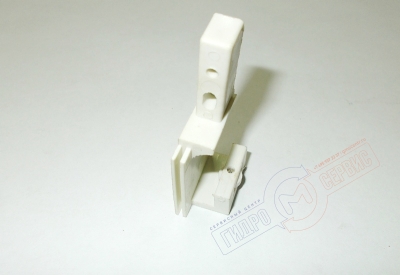 Нижний крючок 30х71х19.5мм двери APPOLLO A-0734, левый, белый 