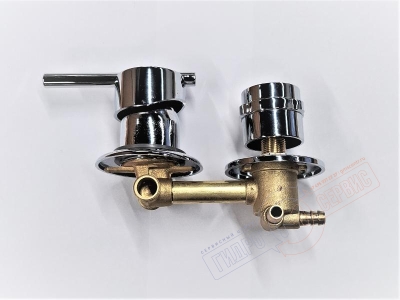 Смеситель Z=100mm с 3х позиционным переключателем водяных функций душевой кабины Аквалюкс HRC8998