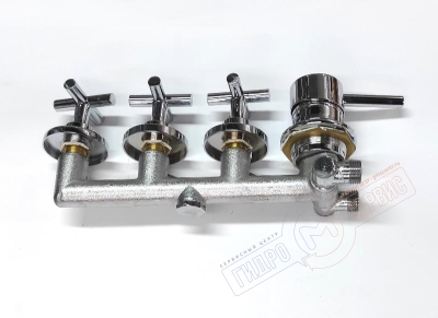 Cмеситель 3-х позиц-й 4-ре отверстия душевой кабины Аквалюкс E015-016 Cмеситель 3-х позиц-й 4-ре отверстия душевой кабины Аквалюкс E015-016