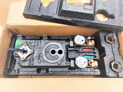 Насосная группа 7516996 (7516400+7516445) Viessmann Divicon 1" со смесителем 