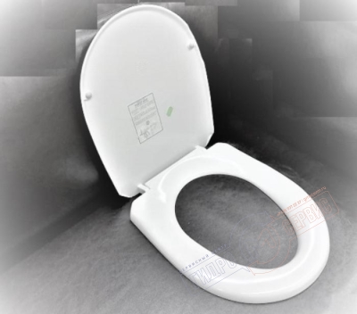 Basic 392/ Nordic 390 Сидение с крышкой стандартное унитаза GUSTAVSBERG, жесткий пластик с креплениями  Basic 392/ Nordic 390 Сидение с крышкой стандартное унитаза GUSTAVSBERG, жесткий пластик с креплениями